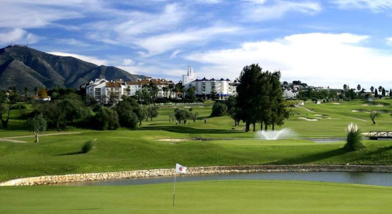 5* Stunning Golf & Sea Apartment Михас Экстерьер фото